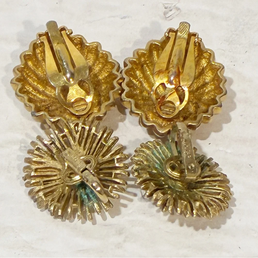 Vintage Gold‎ Tone Cluster Burst Clip On Earring Jewelry Bundle Lot of 2